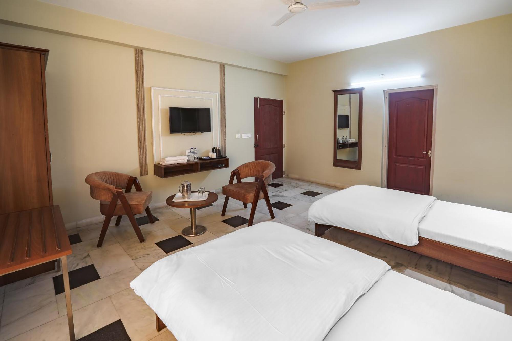 Hotel Bhakti Dhama Vrindávan Kültér fotó